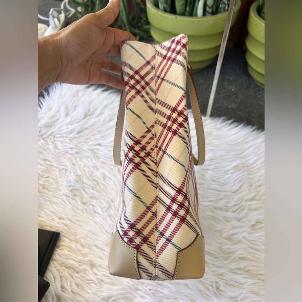 Burberry Multi Color - Picture 4 of 7
